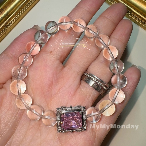 Handmade Jewelry - Clear Quartz Bracelet 9mm